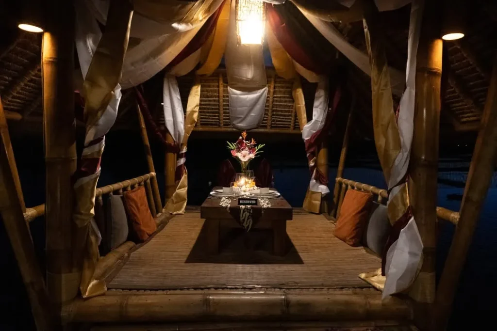 Romantic Night Dinner in Ubud at Tebasari Resto