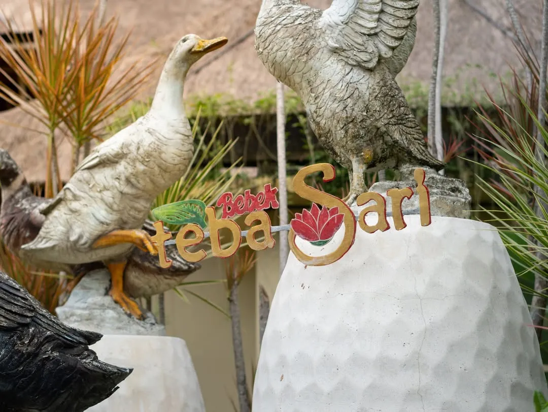 BebeBalinese Duck Ubud A Flavorful Journey into Bali’sk Tebasari Island Legend A Culinary Icon in Bali