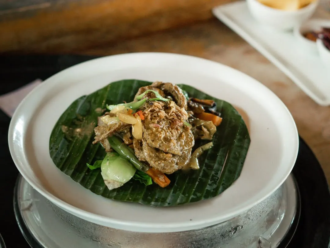 Best Bebek Betutu Ubud - Authentic Balinese Dining at Tebasari