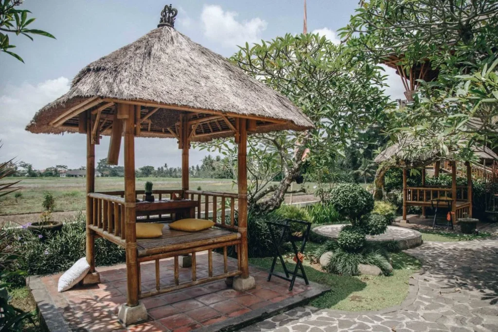 gazebo dining experience bali