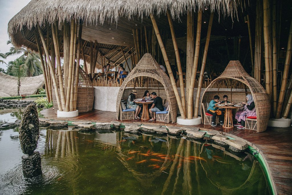 tebasari lounge evening vibe