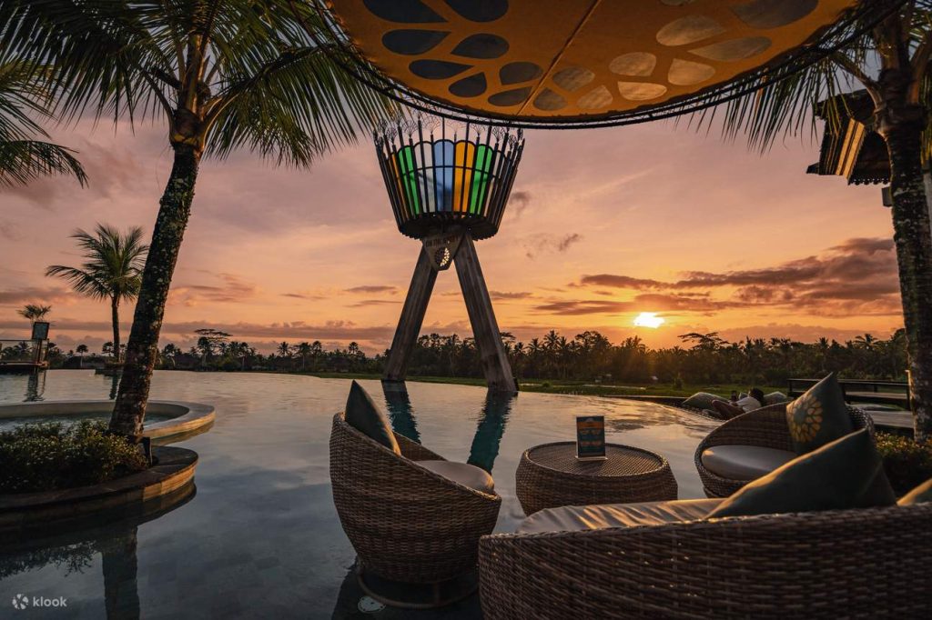 Sunset Drinks Ubud Guide: Relaxing Afternoon Spots & Dining